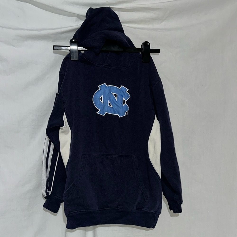 NCAA by outerstuff UNC Tarheels hoodie 18.5" chest